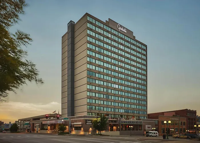 Lincoln's Hotel Gems