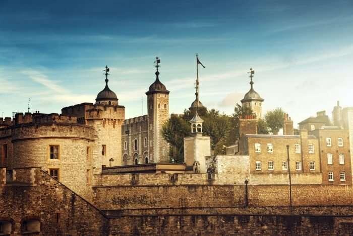 10 Castles In London That Are A Must-Visit When In The UK
